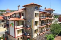 - .Hotel Breza